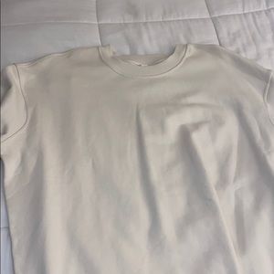 NEVER WORN LULULEMON OVERSIZED CREWNECK